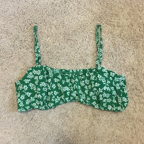 Summer Shamrock Green Bra Top With White Flowers - Picture 8 of 11